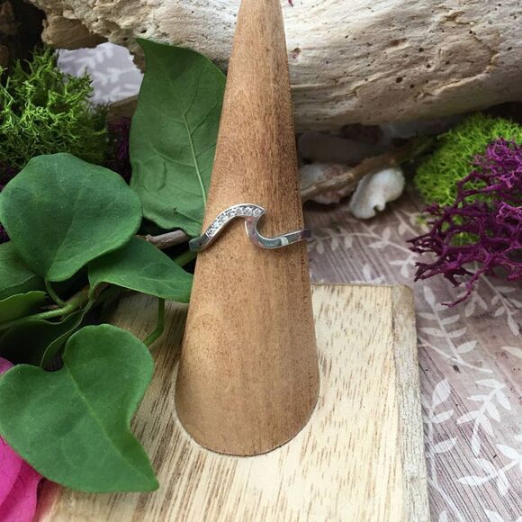 Sterling Silver Wave Cz Ring 7,8 - Picture 3 of 6